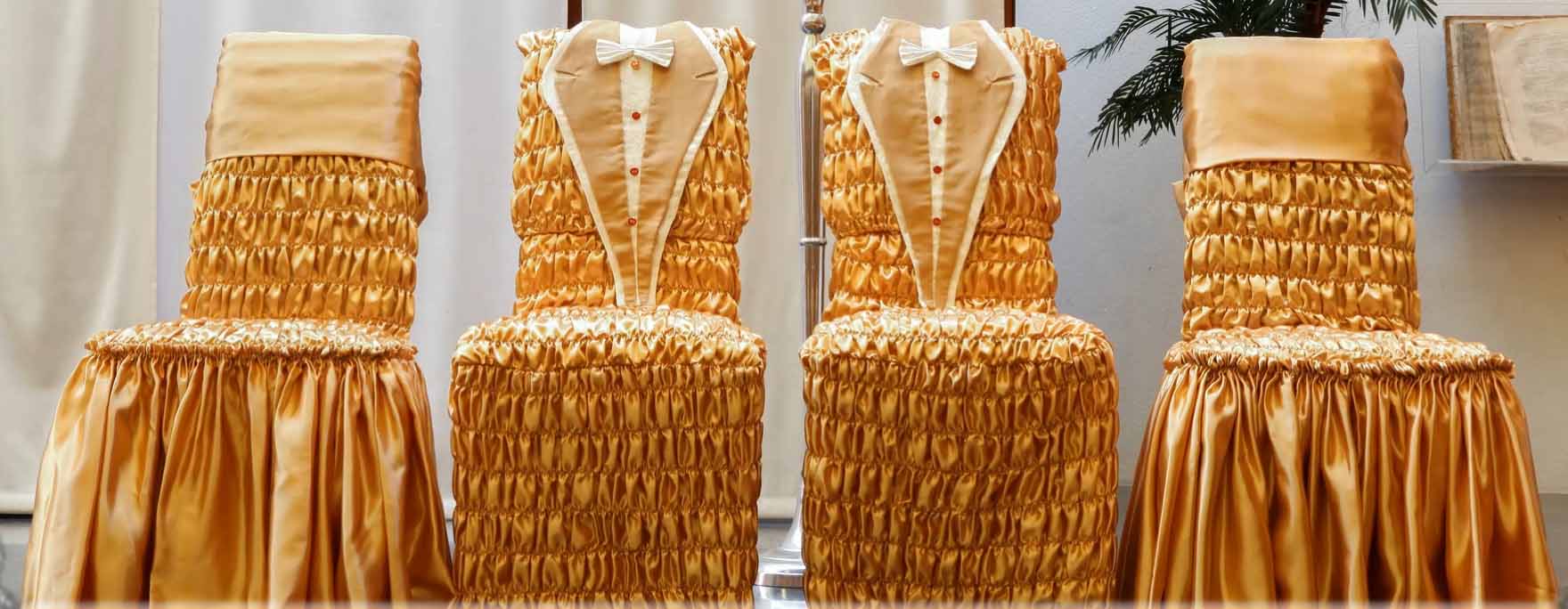 chaises dorées